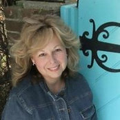Lynn Leone's photo