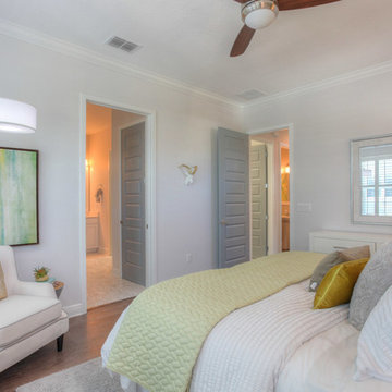 Model "Lite"Home Staging, Luxury Beachfront Condo