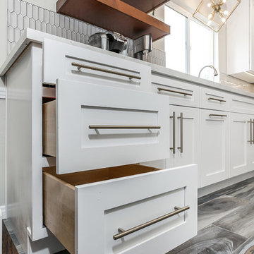 White Oak-Modern Kitchen