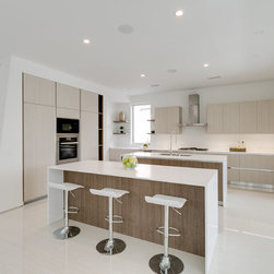 March 2016 / Los Angeles, CA - Kitchen Cabinetry