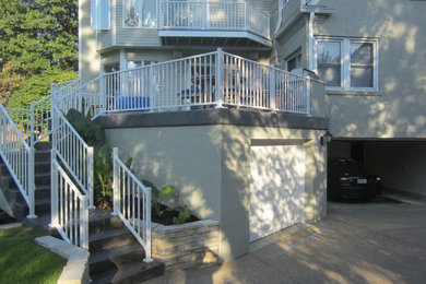 Example of a minimalist exterior home design in St Louis