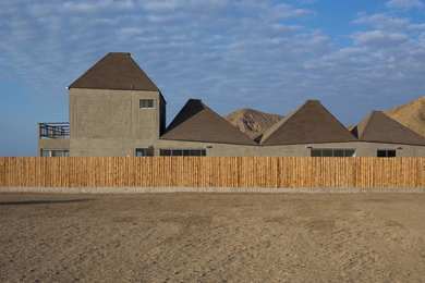 Casa Suiza (Playa Ñuro, Peru)