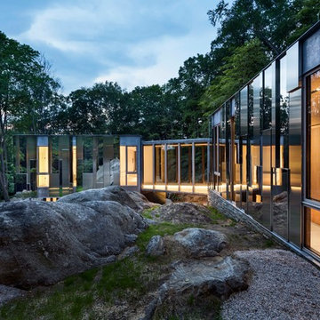 Invisible House