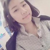 Minoo Lees foto