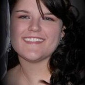 Kendra Hollidays foto