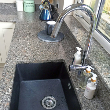 The perfect combination of an elegant shaker style with up to date appliances