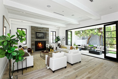 Example of a trendy living room design in Los Angeles