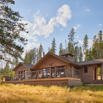 Luxury Log Cabin at Georgetown Lake, Montana