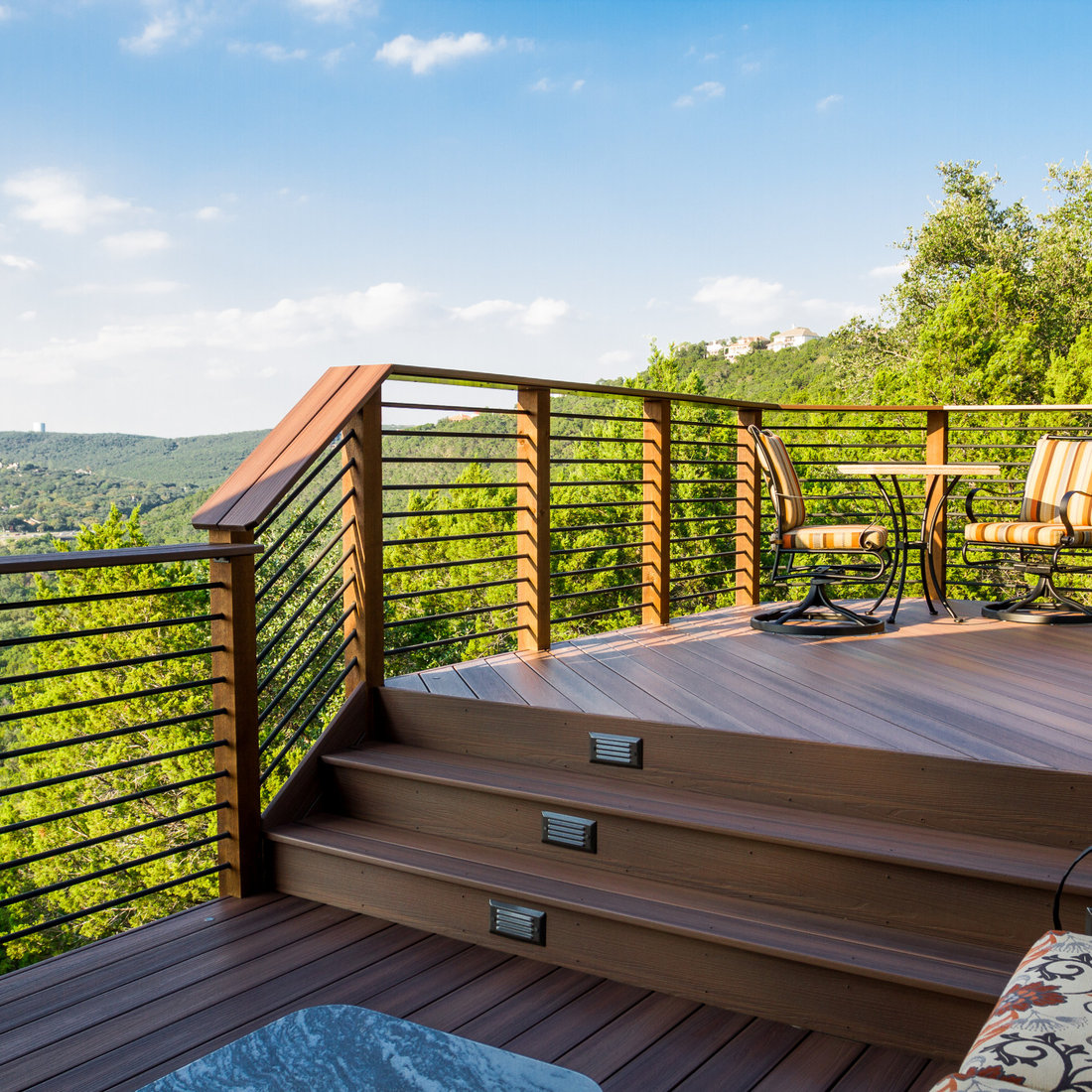 Cat Mountain View (Composite Deck)