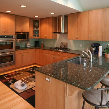 Tiny Kitchen Expansion