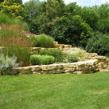 Outcropping Stone Retaining Wall
