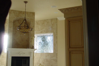 Living room photo in Orlando with beige walls