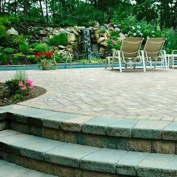Patio with Beautiful View of Waterfalls (Dix Hills/NY):