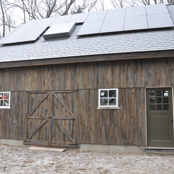 Lake House Barn Studio & Garage