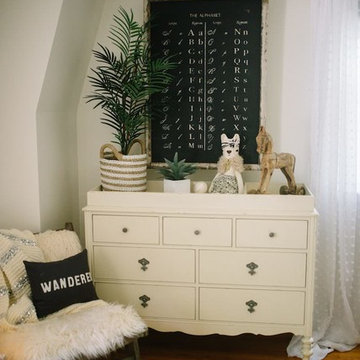 Relaxing Toddler Bedroom