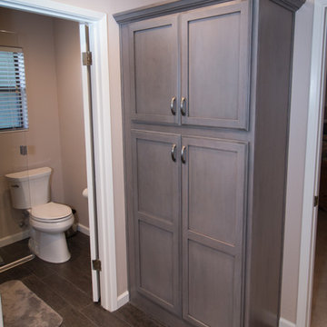 Driftwood with Ebony glaze / Bainbrook Brown