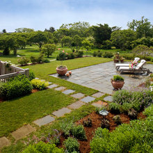 Coastal House Yard