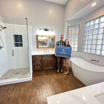 Elizabeth & Shawn's Master Bathroom Upgrade