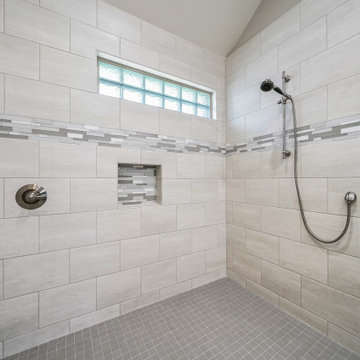 RENOVATION ADA UNIVERSAL DESIGN MASTER BATH