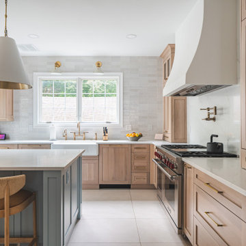 Light Wood Transitional Kitchen Design