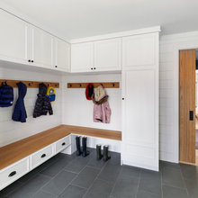 Encinas mudroom