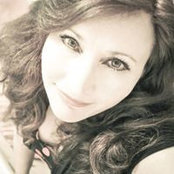 Lisa Argyropoulos's photo