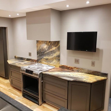 Thunder Bolt Kitchen