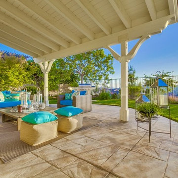 OUTDOOR VACANT AREA STAGING VIEW 2