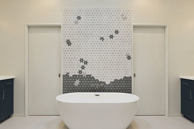 Design ideas for a midcentury bathroom in San Francisco.