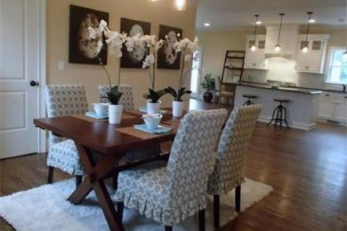 Dining room photo in Providence