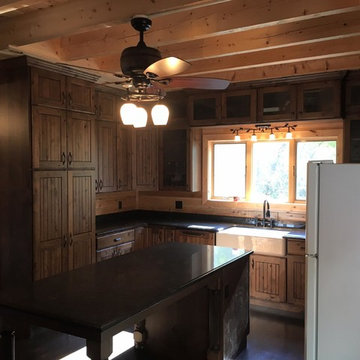 Rustic Alder (Knotty) Raised Panel Cabinets w/1/2" Scoop & Vgroove Panel