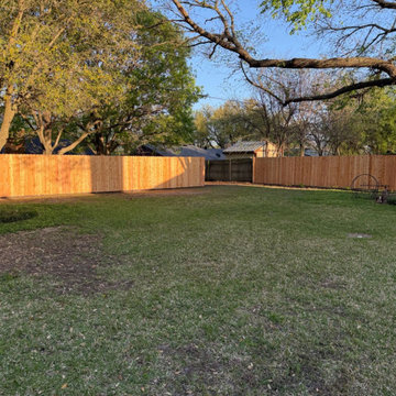 Gainesville, TX wood privacy fence, western red cedar