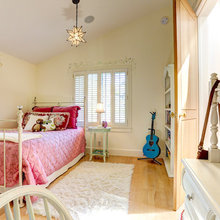 girls bedroom