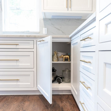 Transitional Kitchen Remodel: Lakewood Mercedes Drive
