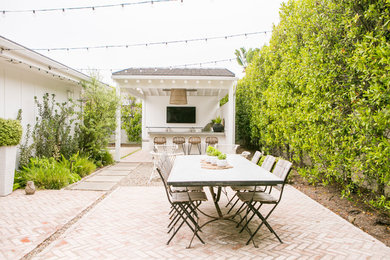 Elegant patio photo in Orange County