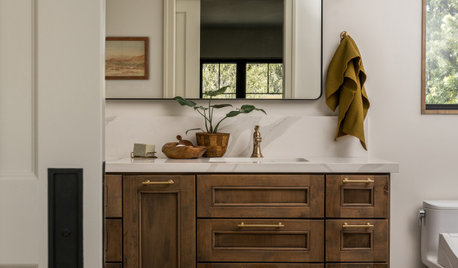Bathroom of the Week: Warm Organic Midcentury Modern Style