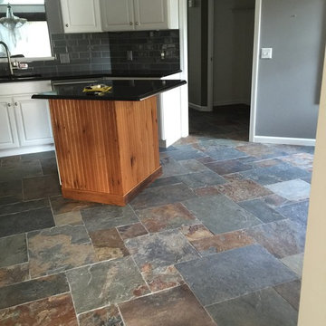 Slate tile floor in versailles