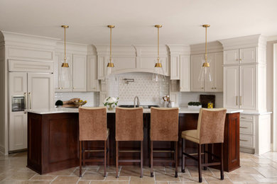 Elegant kitchen photo in Indianapolis