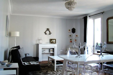 Idée de décoration pour une salle de séjour design.