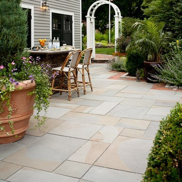 Outdoor Kitchen and Patio