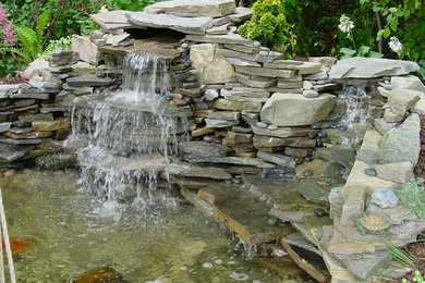 Photo of a large backyard landscaping in Detroit.