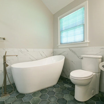 Powhatan Secondary Bathroom Remodel | Williamsburg, VA