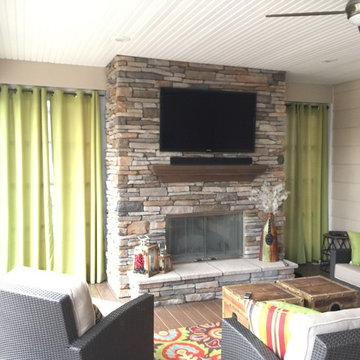 Cozy Porch Space- Belleville, IL