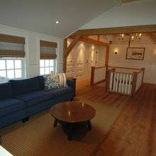 sunroom 2 feet between windows