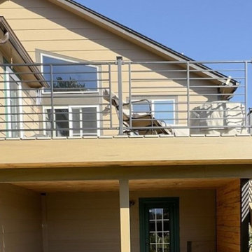 Steel Deck Railing with Horizontal Infill
