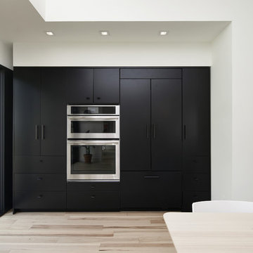 Black Bungalow