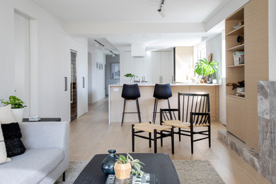 Trendy living room photo in Vancouver