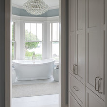 Master Bath- Chandelier