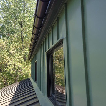 Traditional Bead Half Round Seamless Gutters