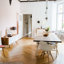 Salon table